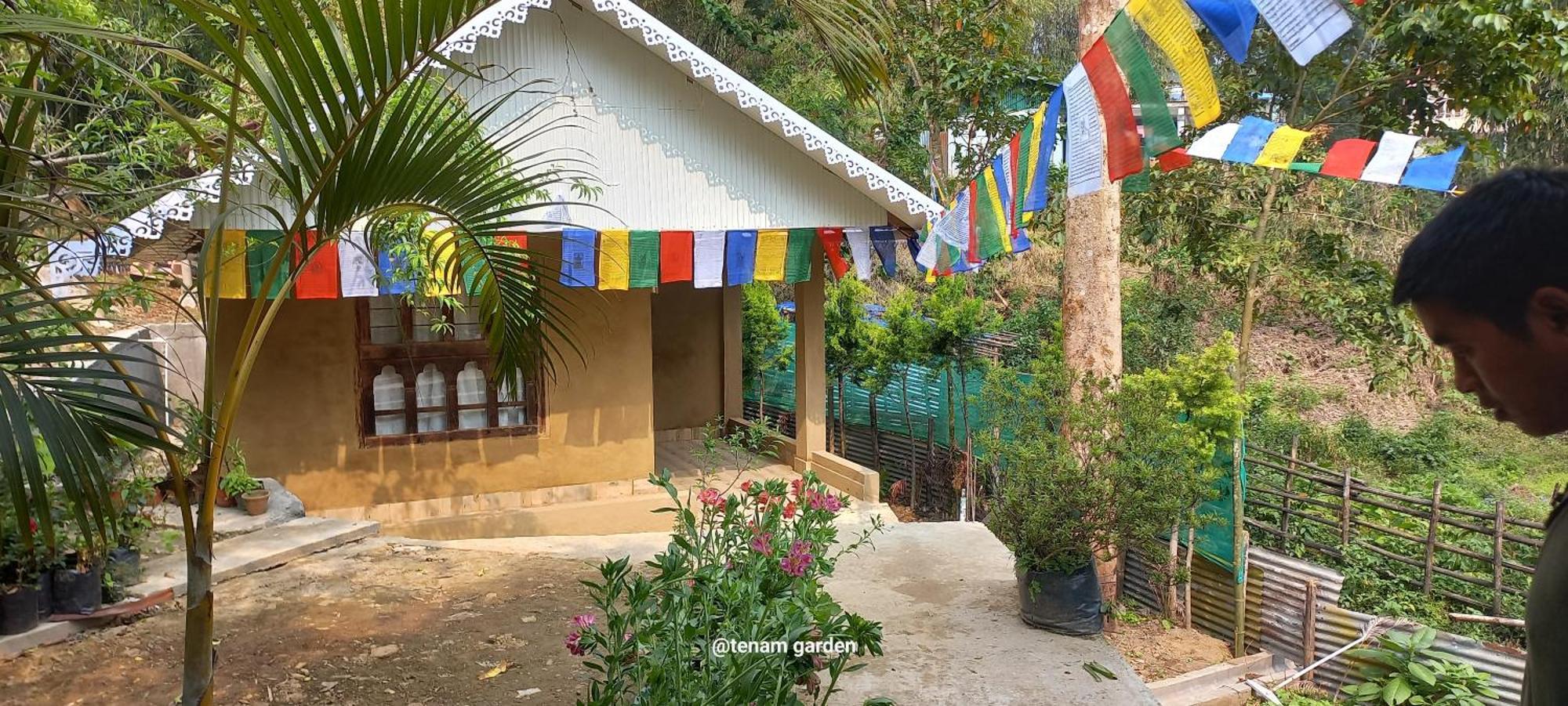 Tenam Garden Homestay Kalimpong Bagian luar foto