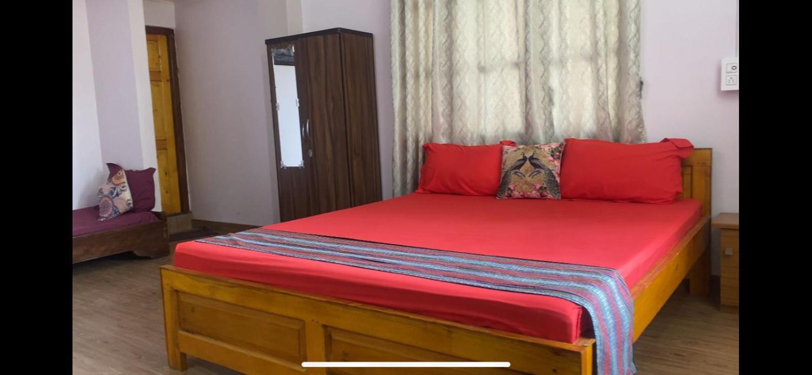 Tenam Garden Homestay Kalimpong Bagian luar foto